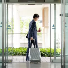 Smooth Ride with Advance Booking